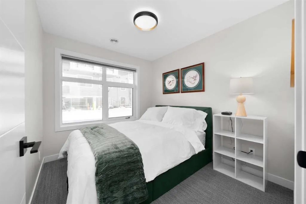 750 Harvie Heights Road, #204