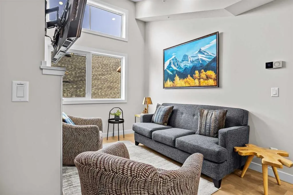 750 Harvie Heights Road, #204