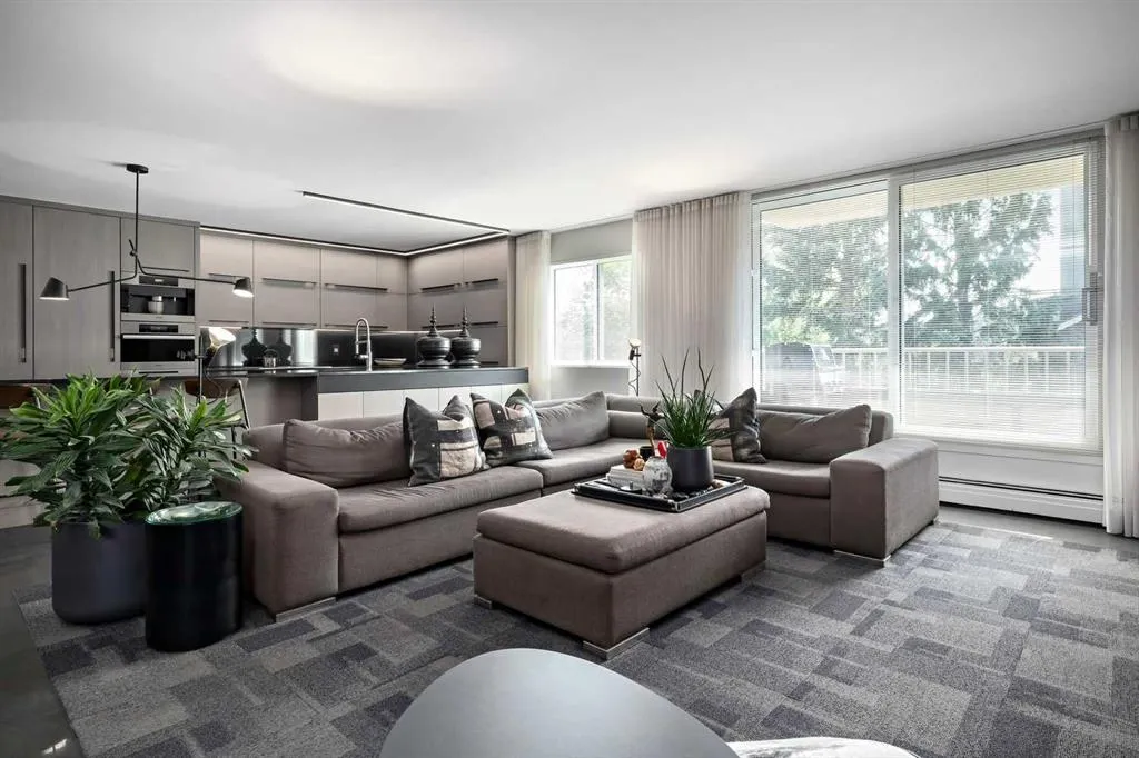 629 Royal Avenue SW, #404