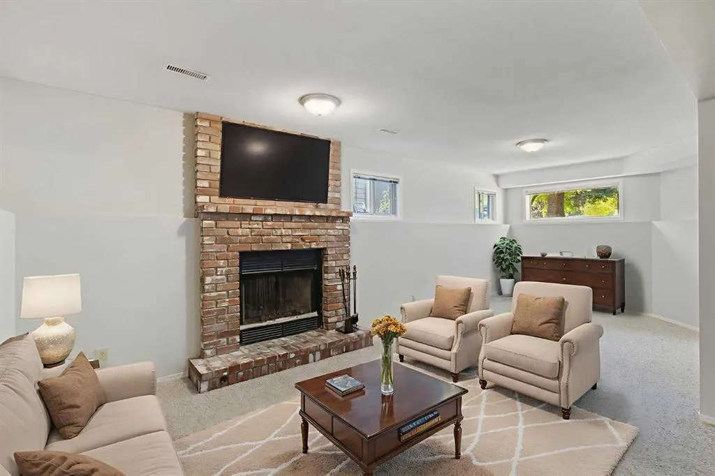 28 Millrise Close SW