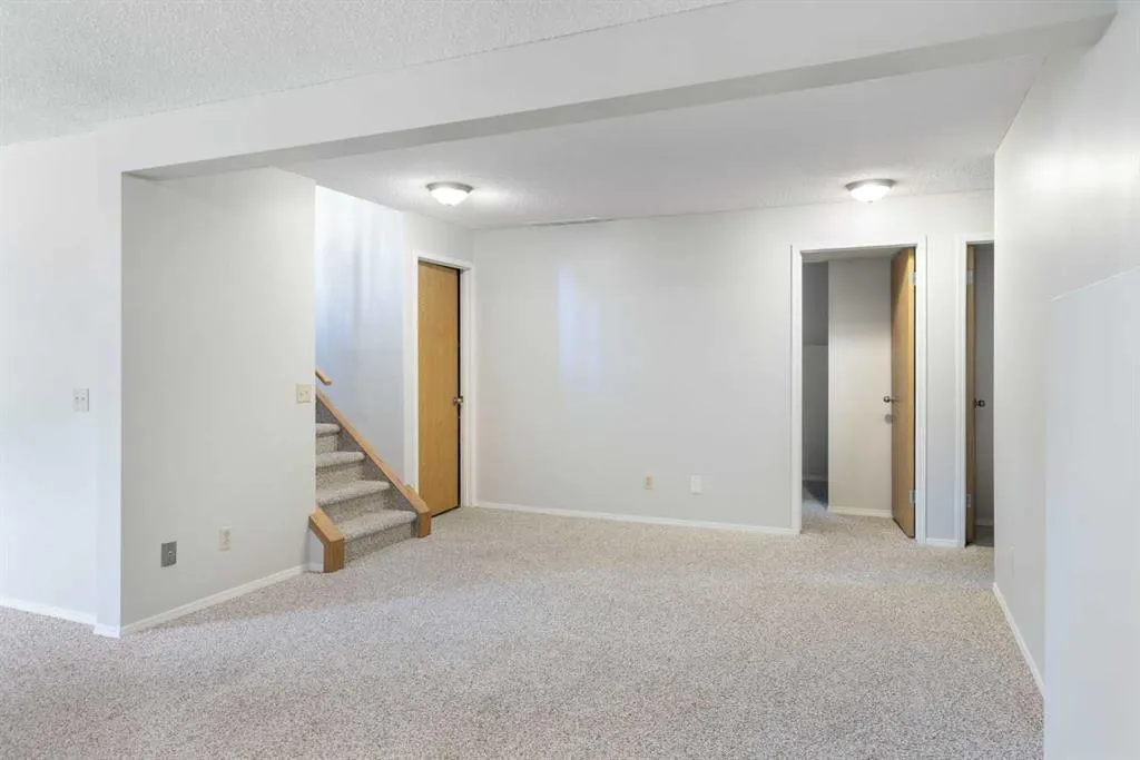 28 Millrise Close SW