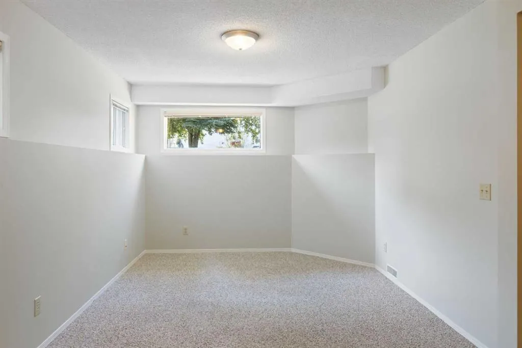 28 Millrise Close SW