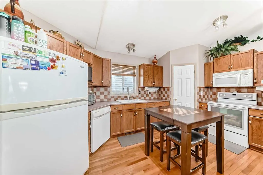 189 Applemead Close SE