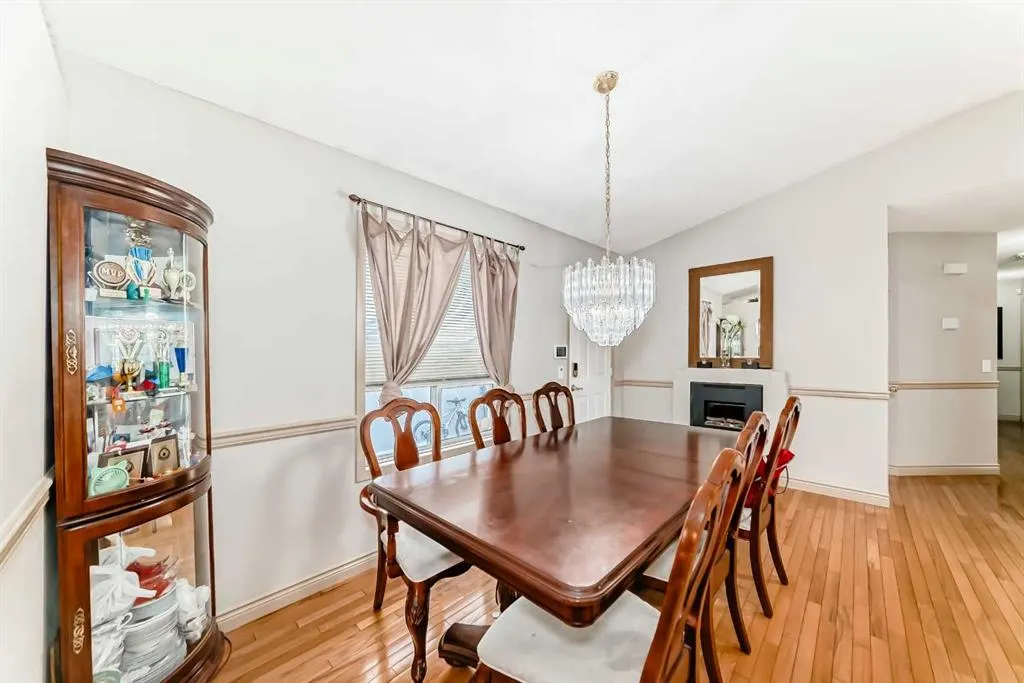 189 Applemead Close SE