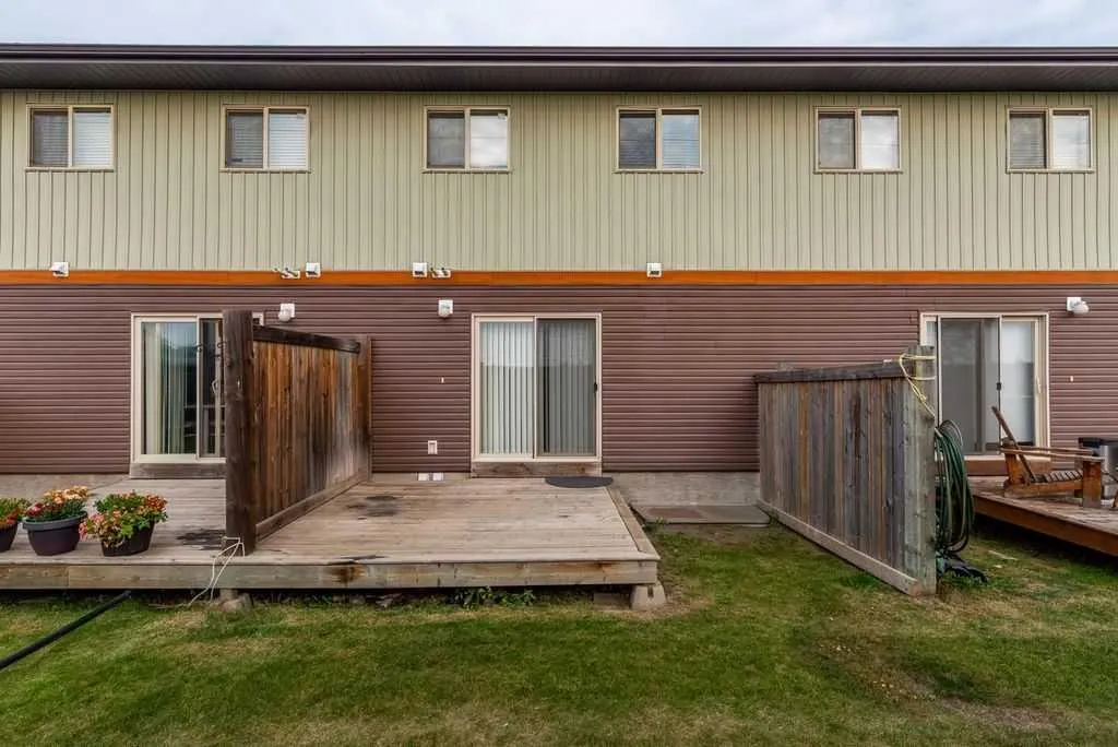 4260 41 Street, #26