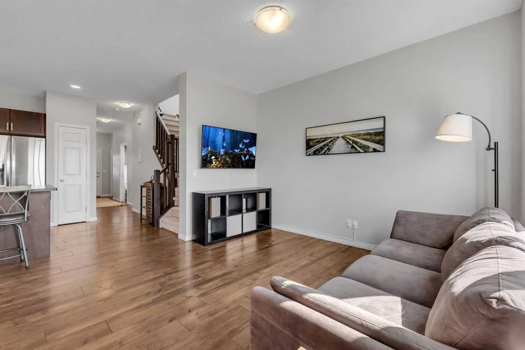 269 Hillcrest Road SW