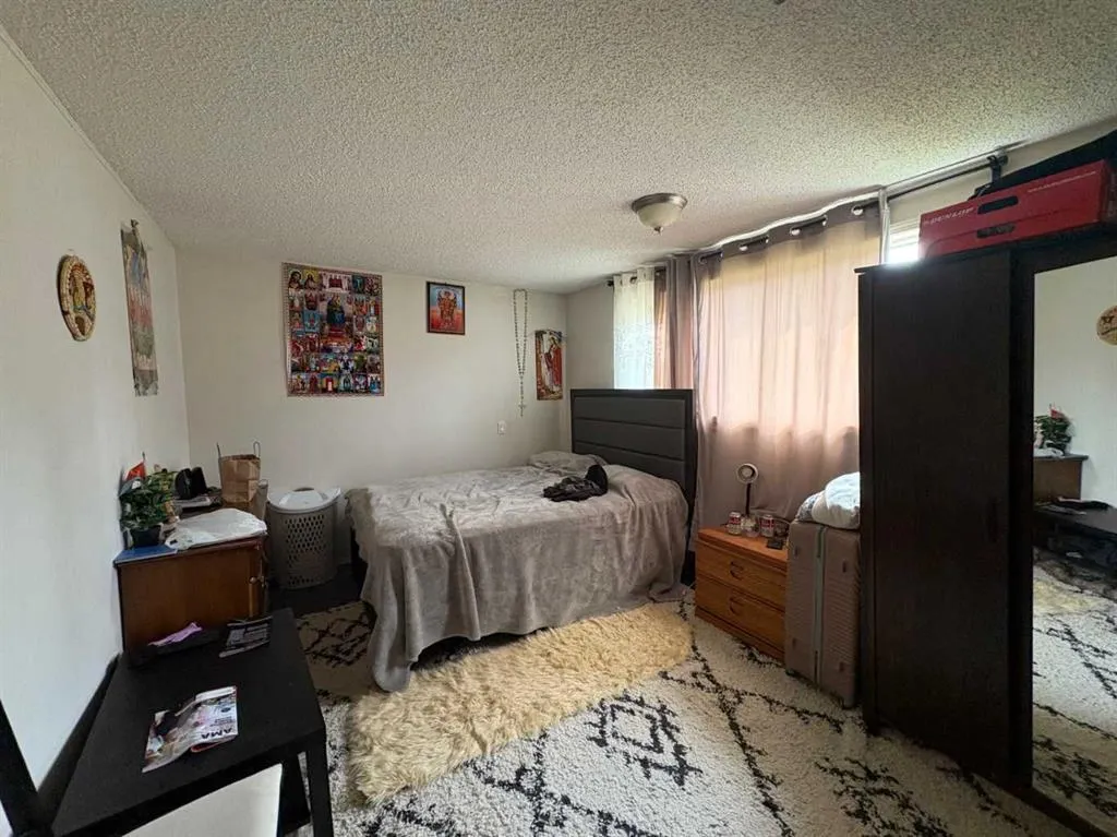 1608 38 Street SW, #1-6