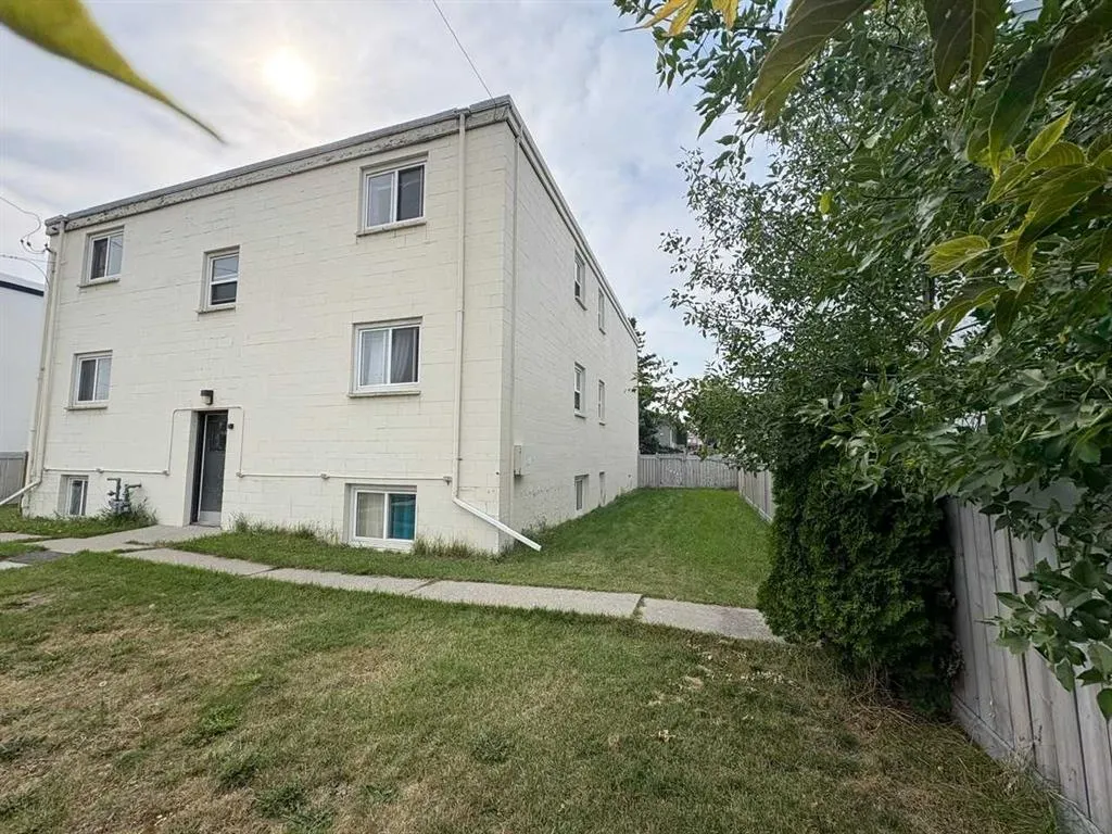 1608 38 Street SW, #1-6