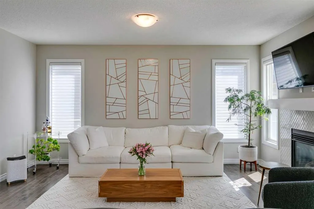 43 Nolancrest Manor NW