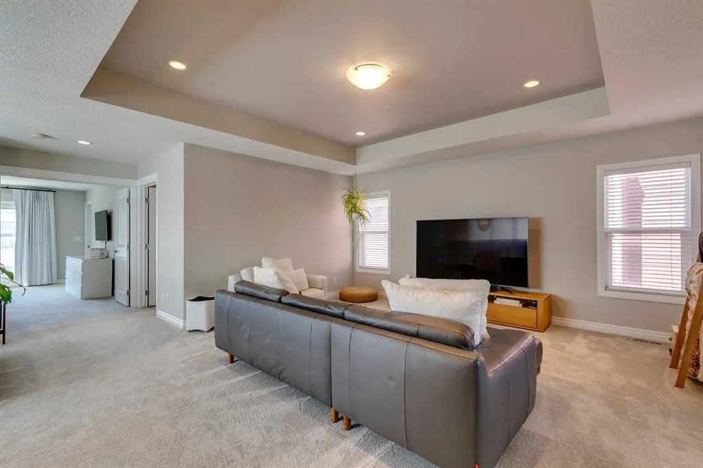 43 Nolancrest Manor NW