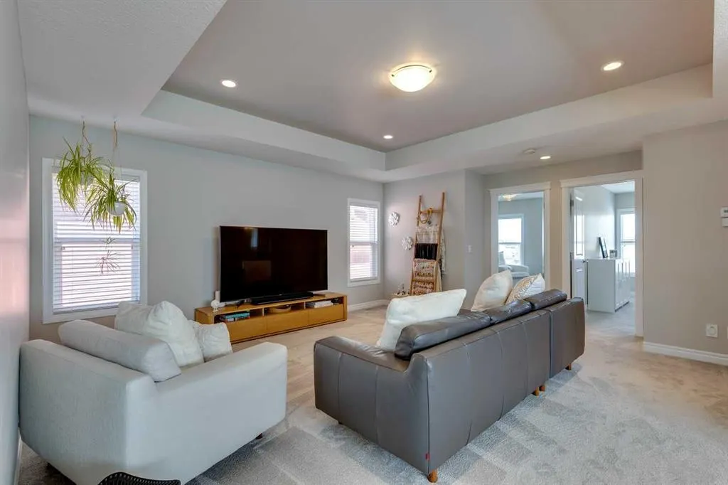 43 Nolancrest Manor NW