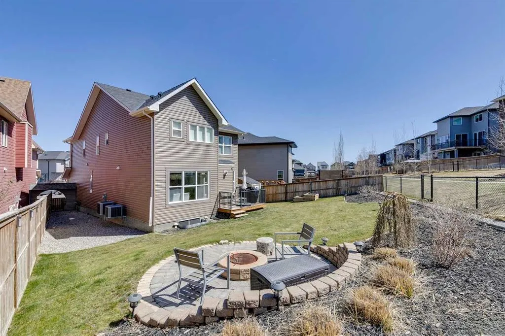 43 Nolancrest Manor NW