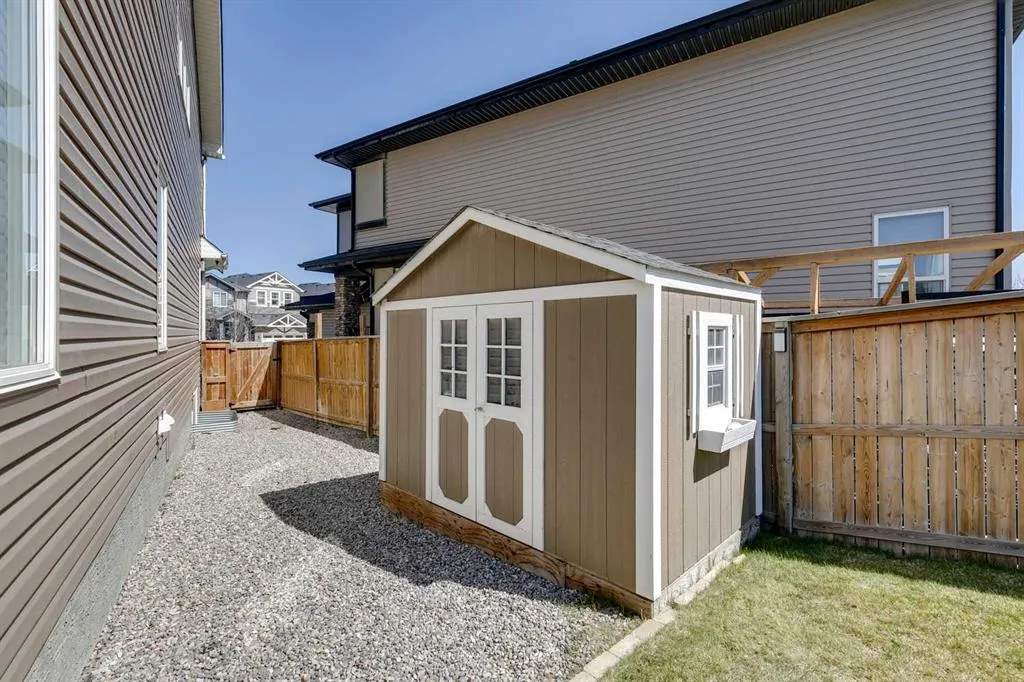 43 Nolancrest Manor NW