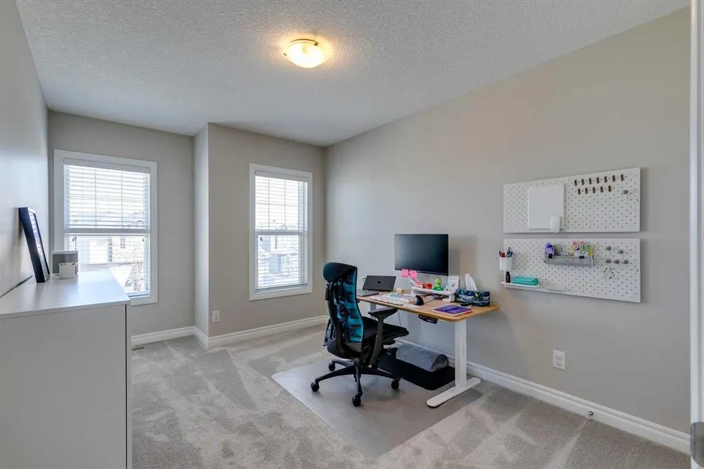 43 Nolancrest Manor NW