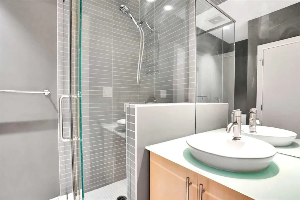 701 3 Avenue SW, #205
