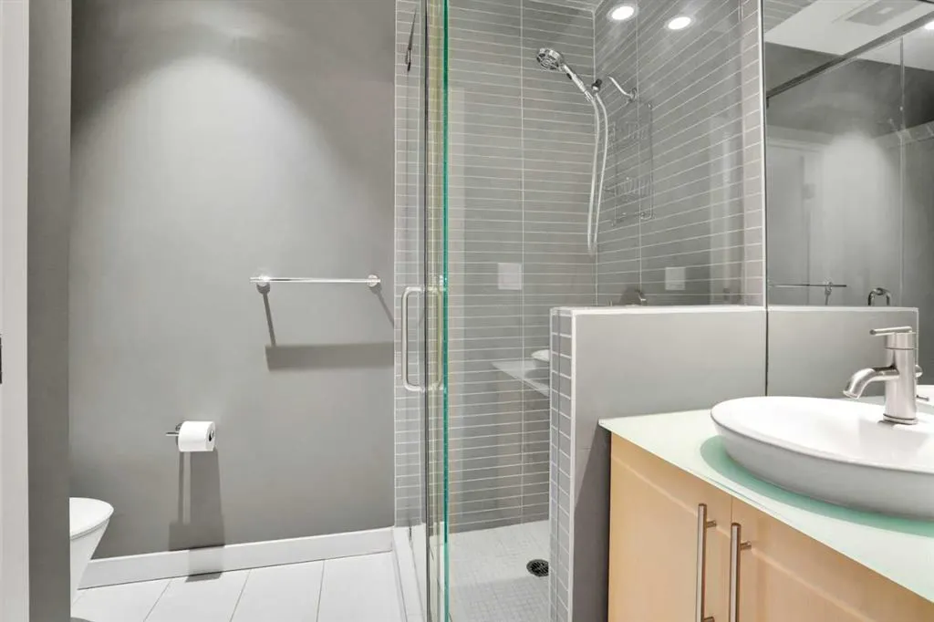 701 3 Avenue SW, #205