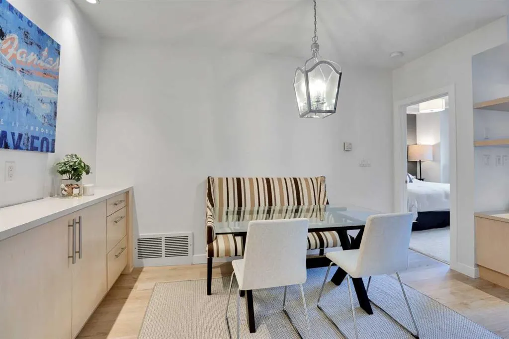 701 3 Avenue SW, #205
