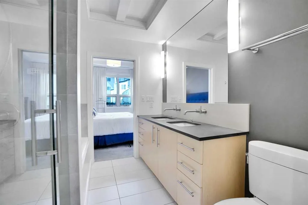 701 3 Avenue SW, #205