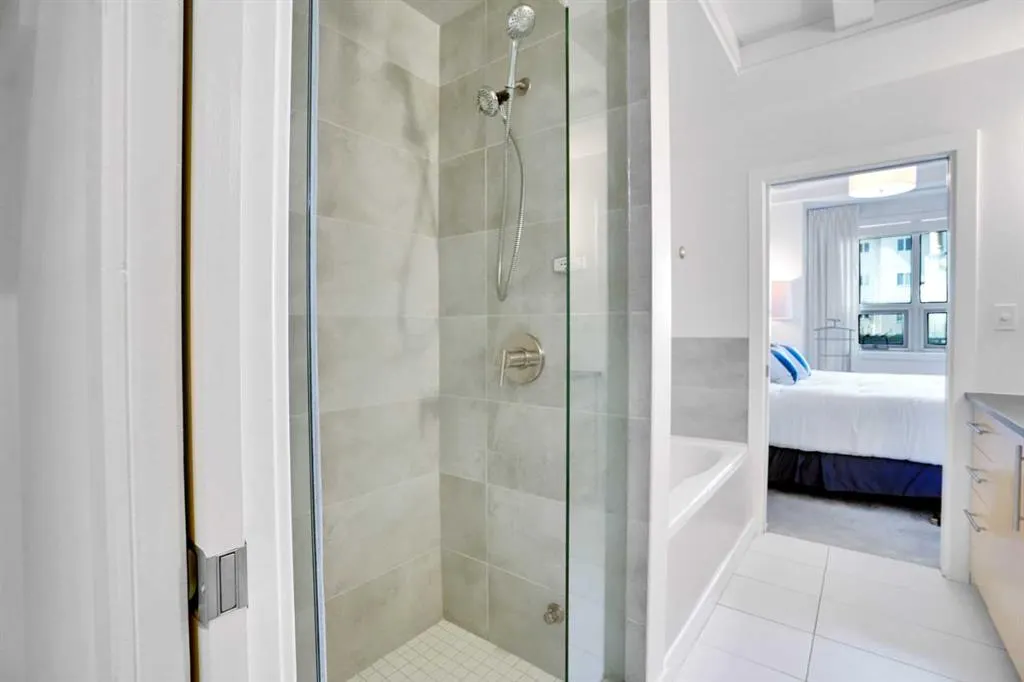 701 3 Avenue SW, #205