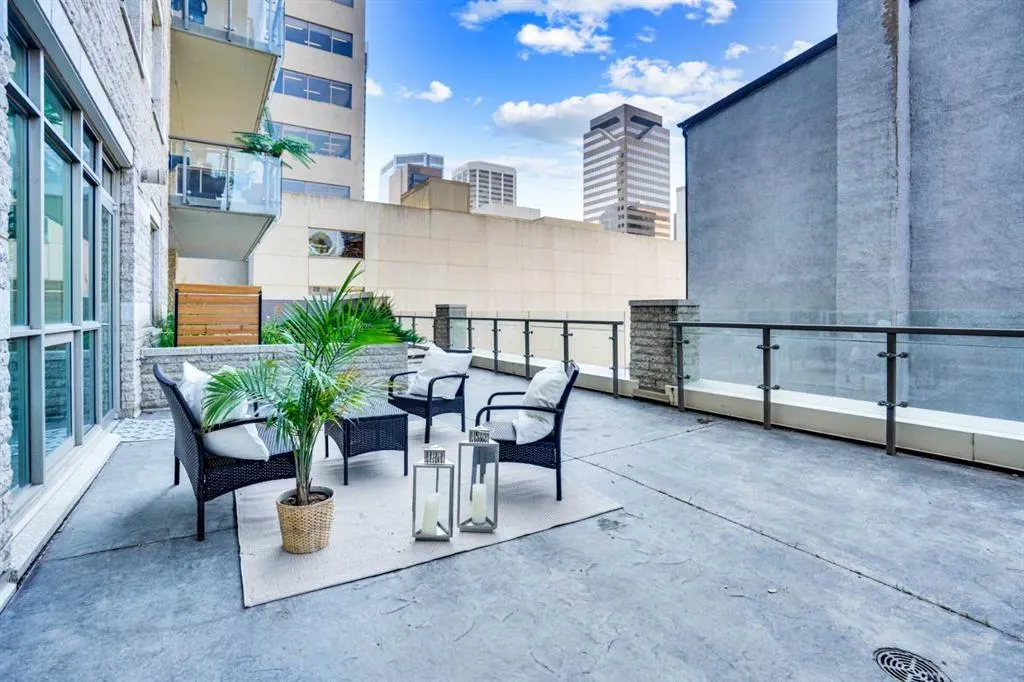 701 3 Avenue SW, #205
