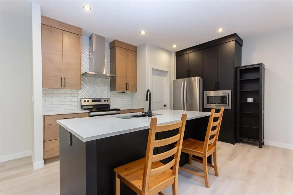 165 Thompson Crescent
