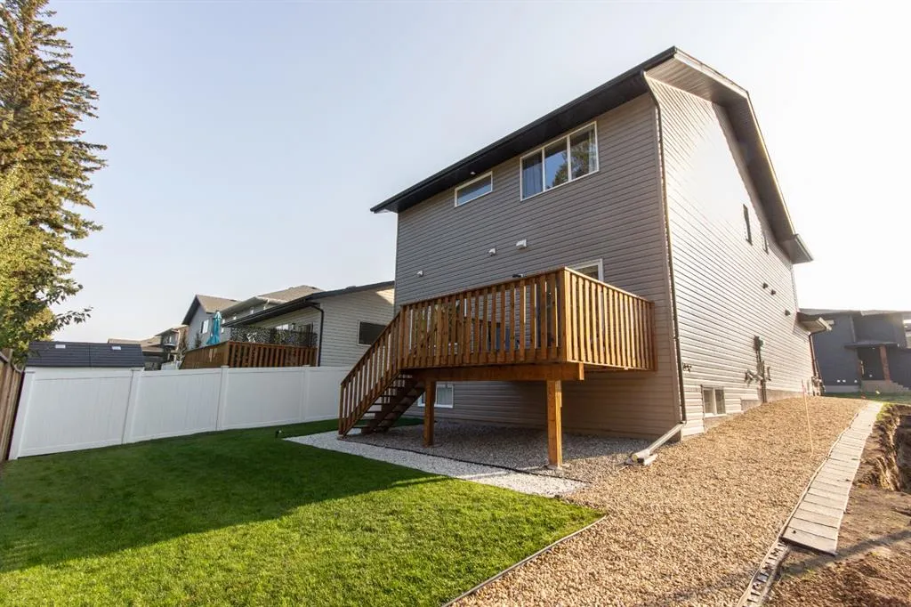165 Thompson Crescent