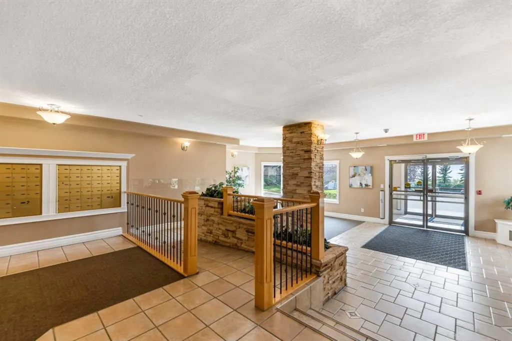 345 Rocky Vista Park NW, #119
