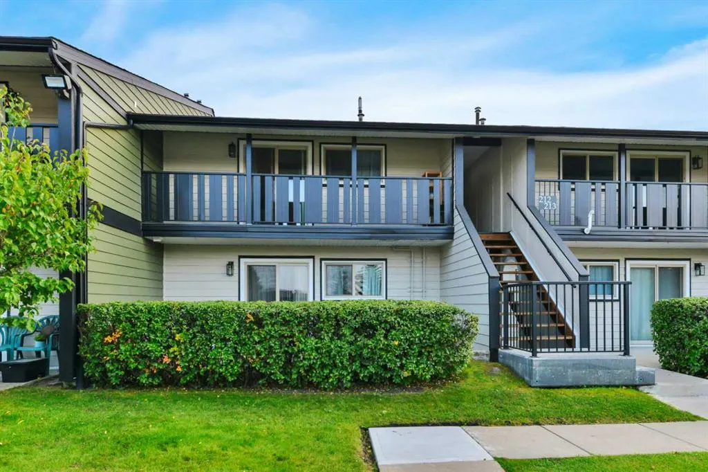 54 Bell Street, #213
