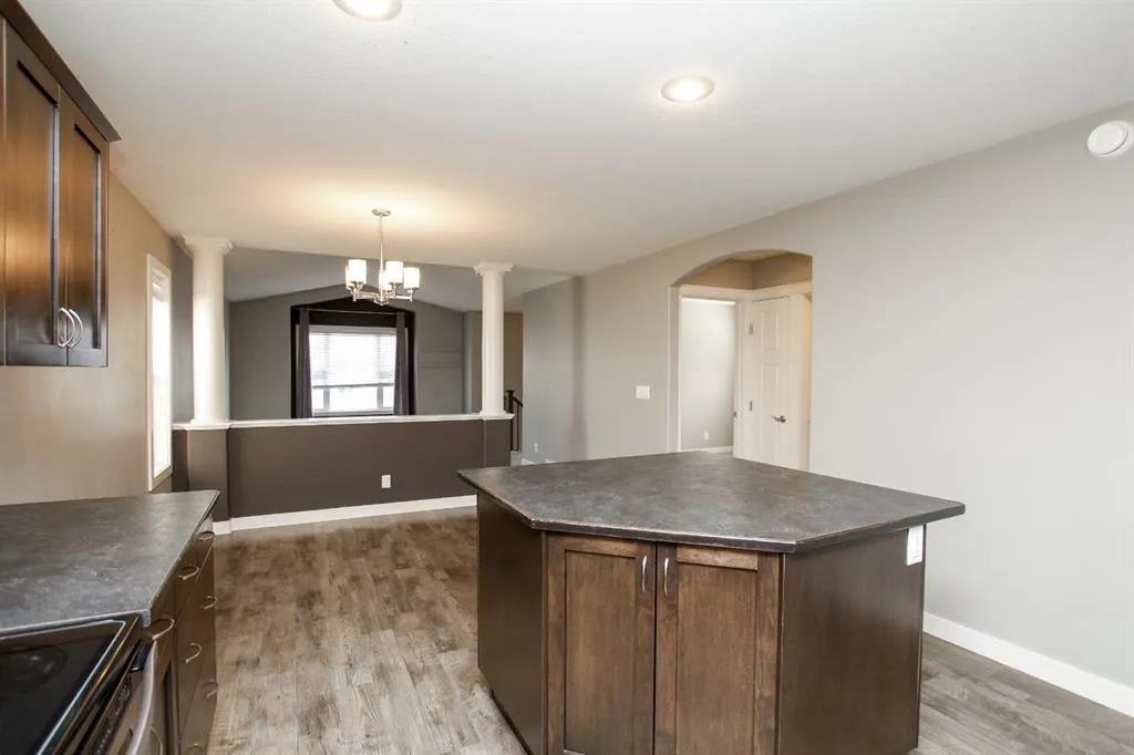 14 Radcliff Way