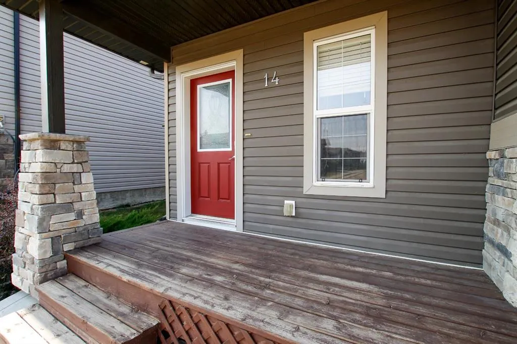 14 Radcliff Way
