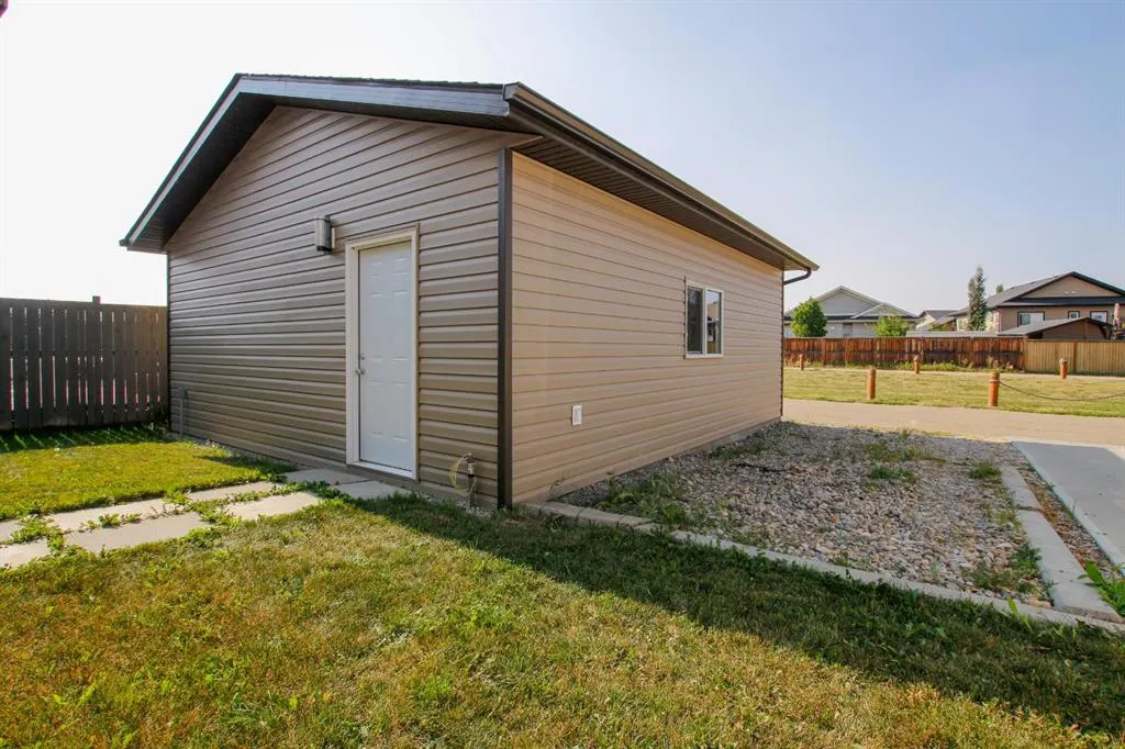 14 Radcliff Way