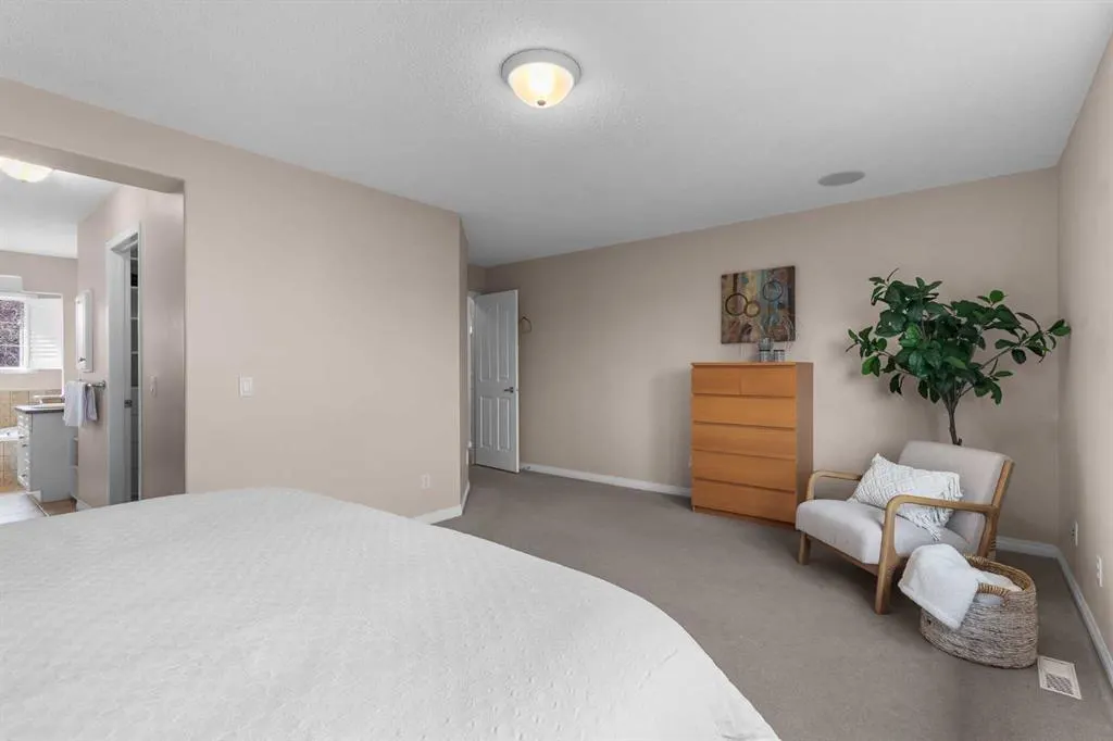 14 Chapman Road SE