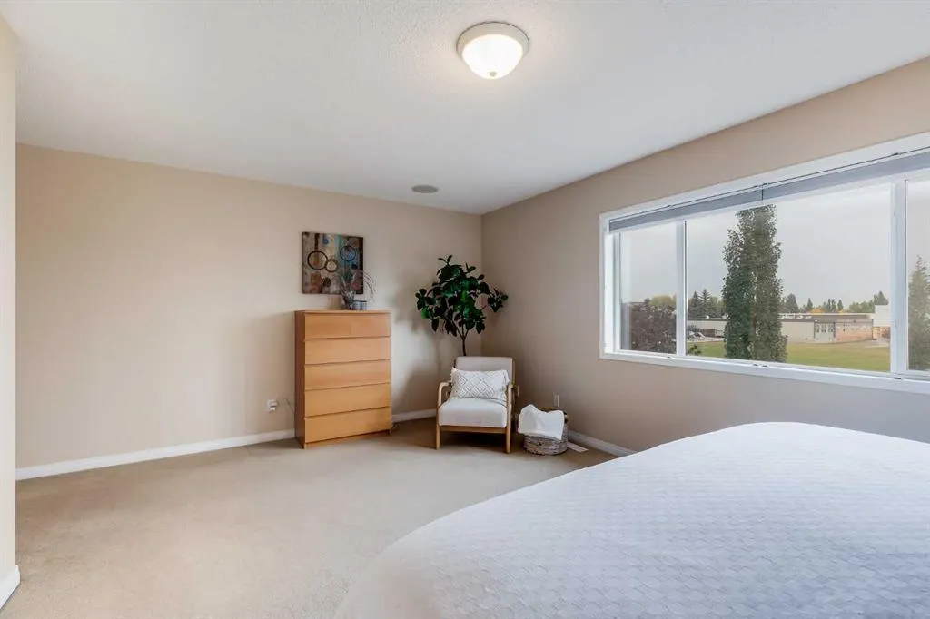 14 Chapman Road SE