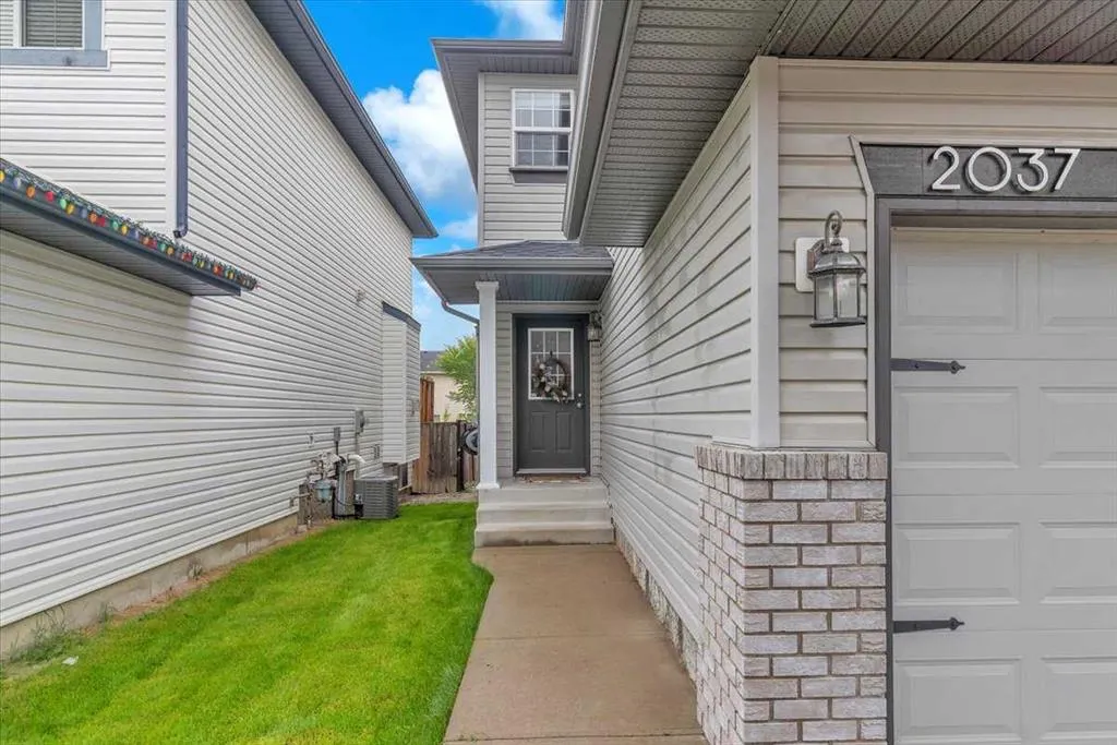 2037 Bridlemeadows Manor SW