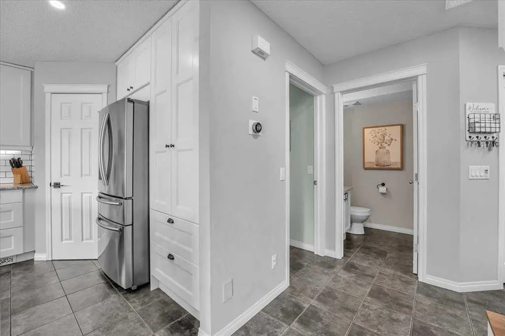 2037 Bridlemeadows Manor SW