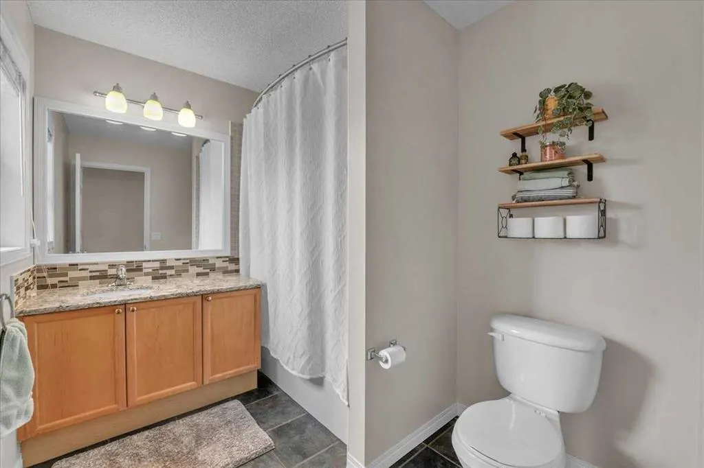 2037 Bridlemeadows Manor SW
