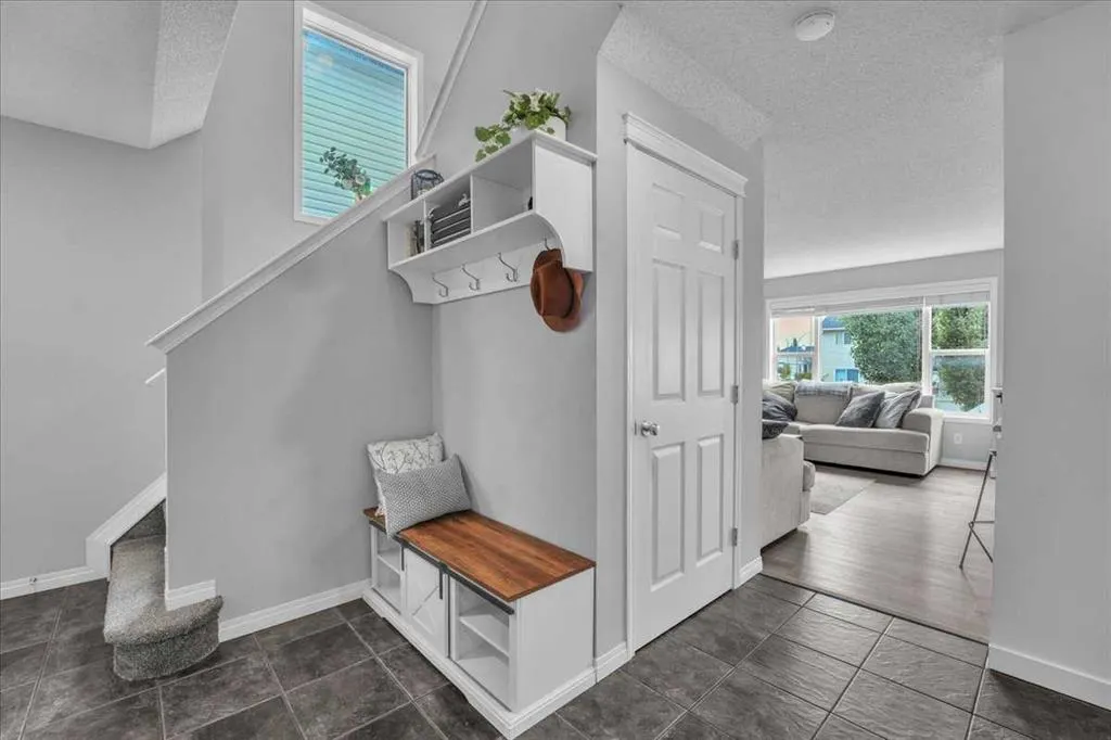 2037 Bridlemeadows Manor SW