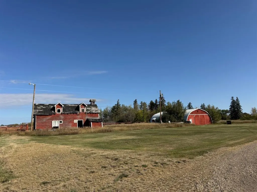 814042 HWY 2