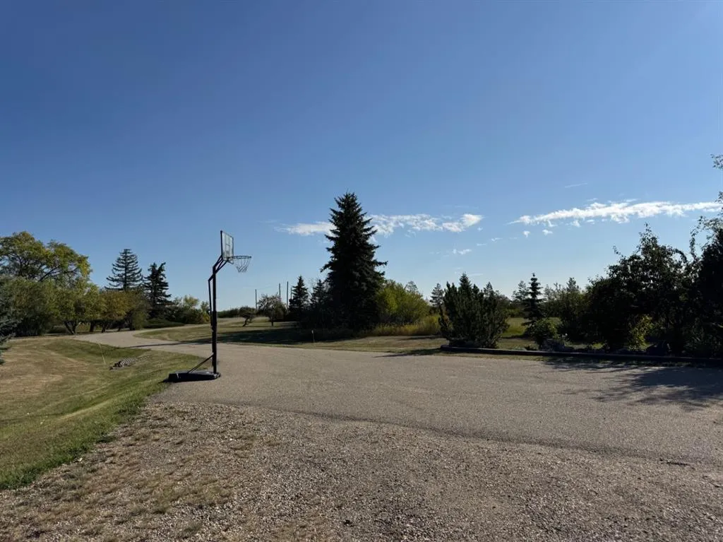 814042 HWY 2