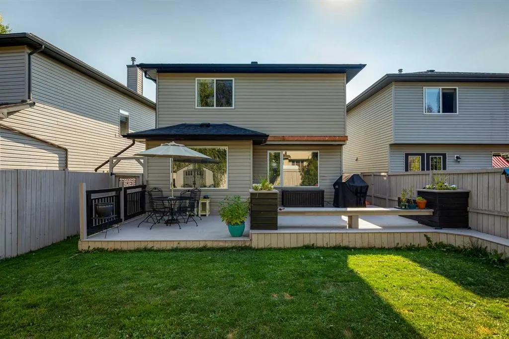 169 Tuscany Vista Crescent NW