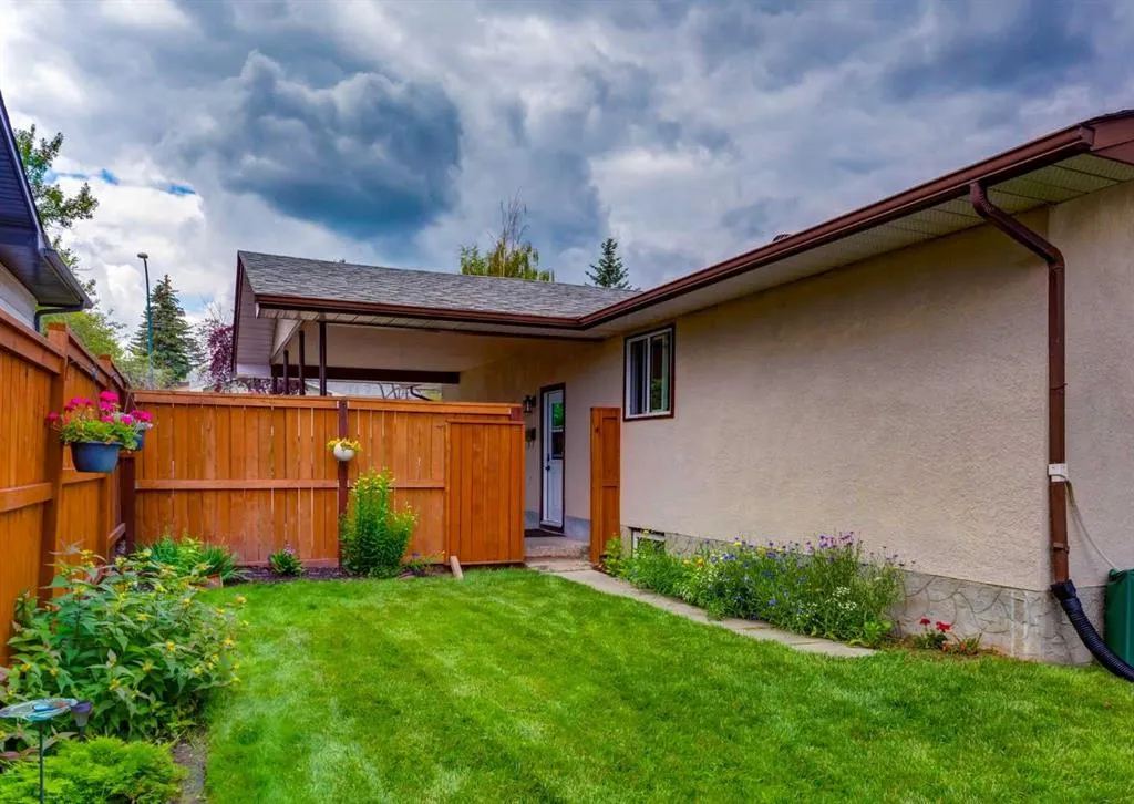 727 Sacramento Place SW