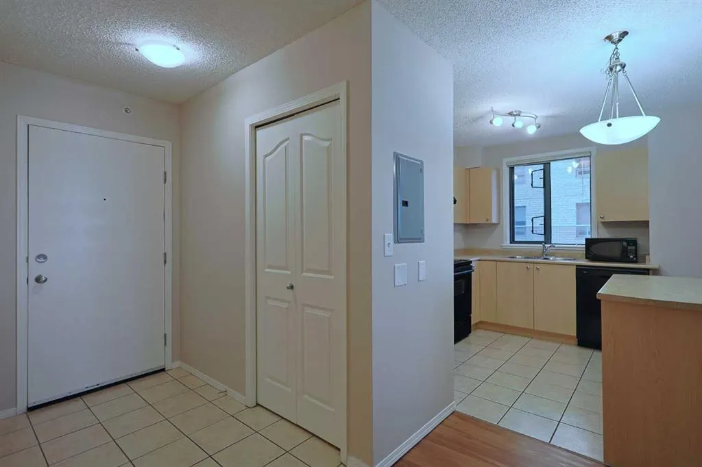 1111 6 Avenue SW, #317