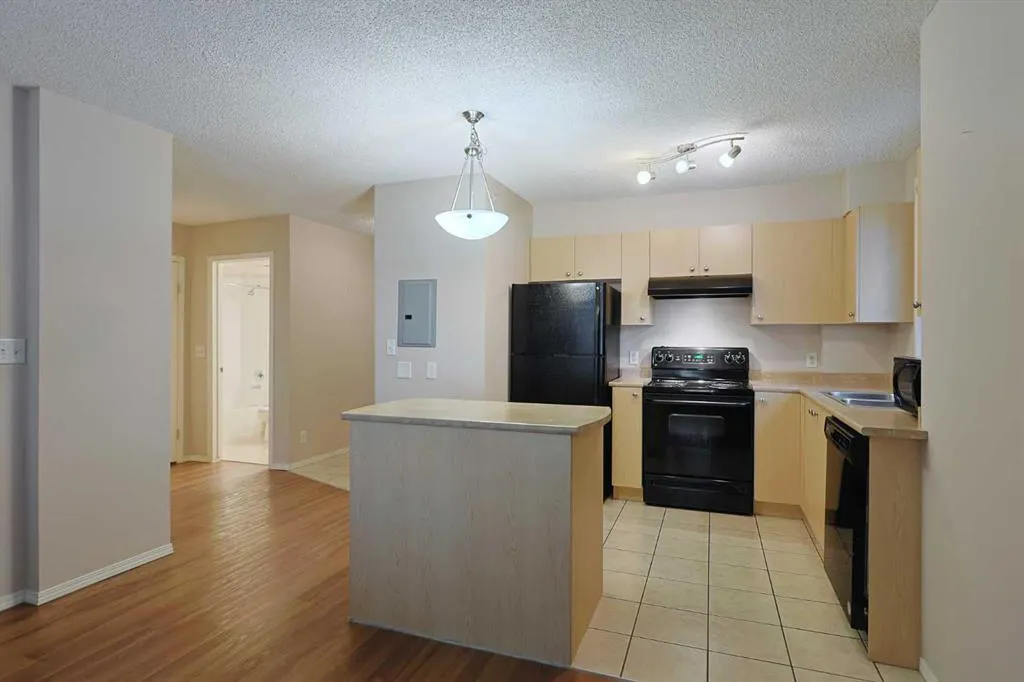 1111 6 Avenue SW, #317