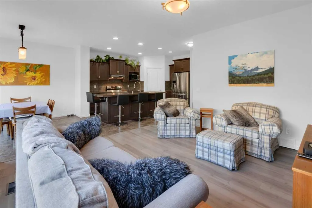 104 Heritage Hills NE