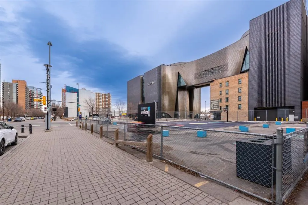 450 8 Avenue SE, #606