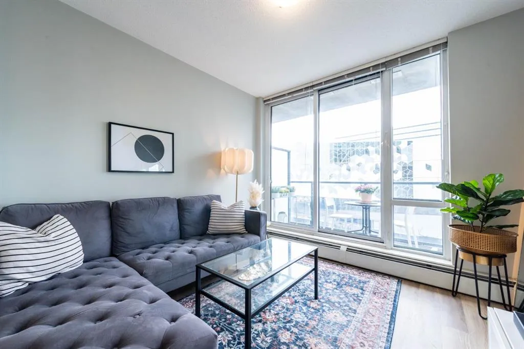 450 8 Avenue SE, #606