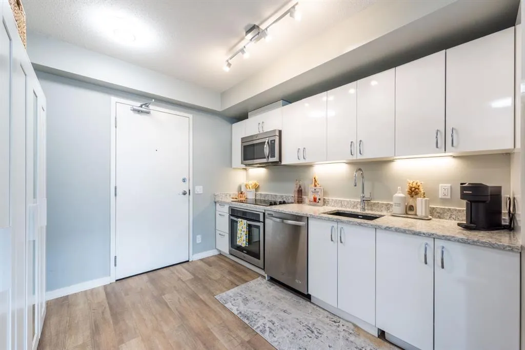 450 8 Avenue SE, #606