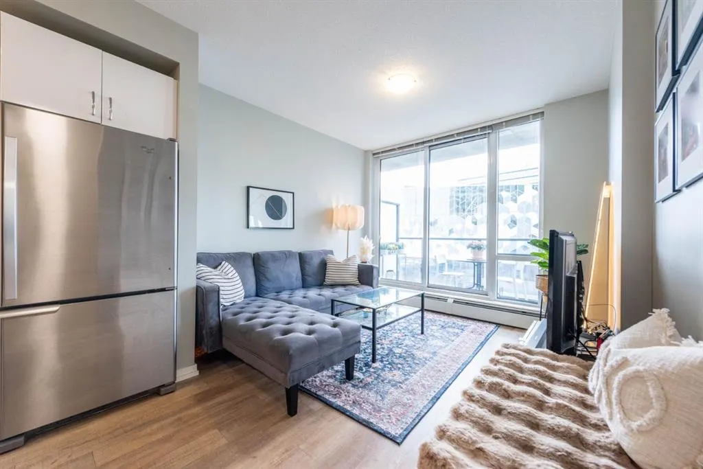 450 8 Avenue SE, #606