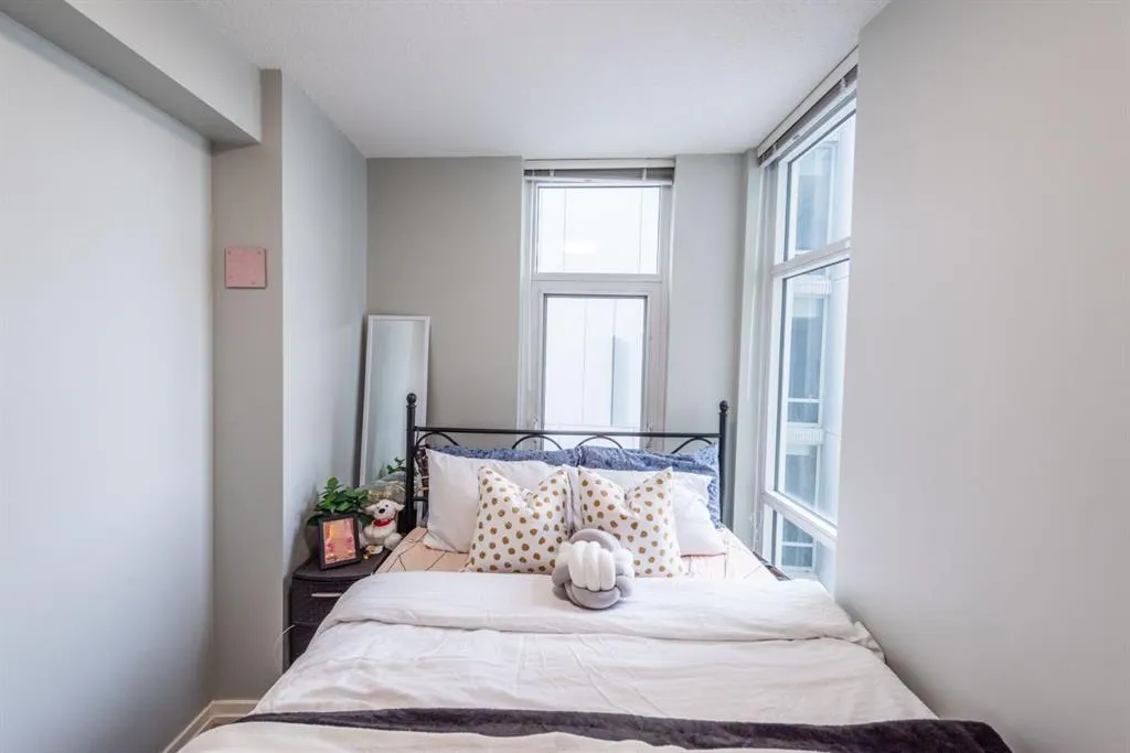 450 8 Avenue SE, #606