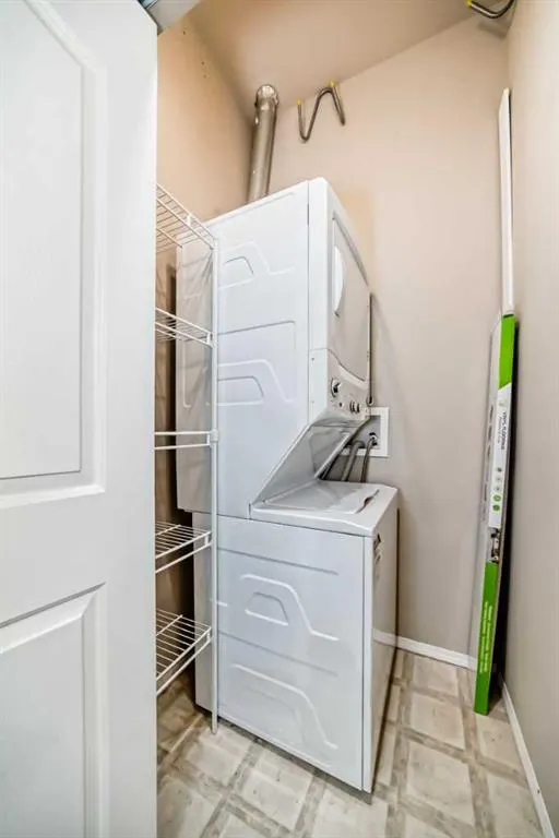 1111 6 Avenue SW, #209